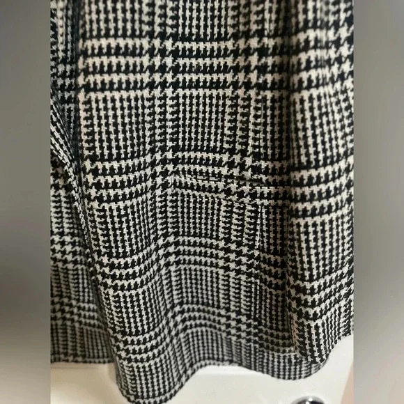 Talbots Women Black and White Plaid Blazer - Picture 4 of 10